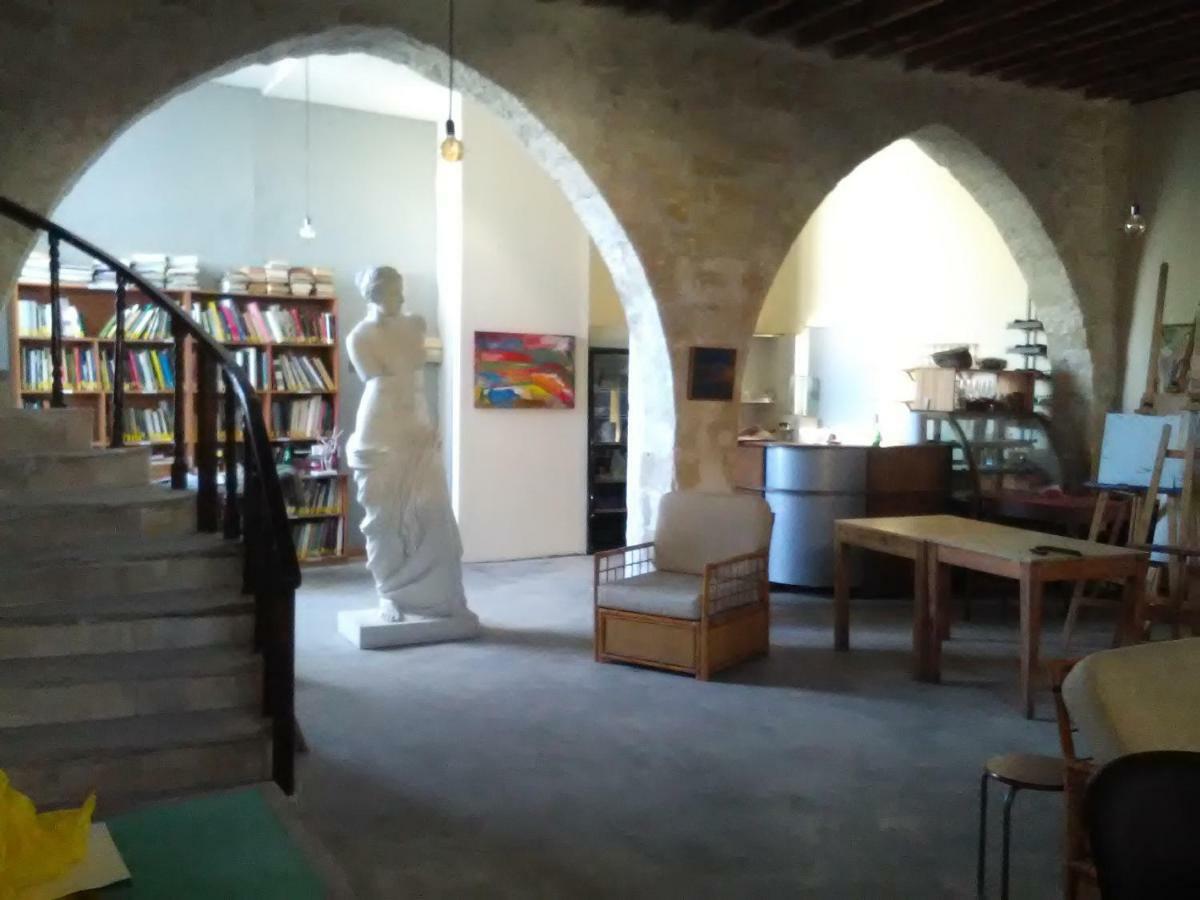 Cornaro Fine Arts Center Apartment Лимасол Екстериор снимка